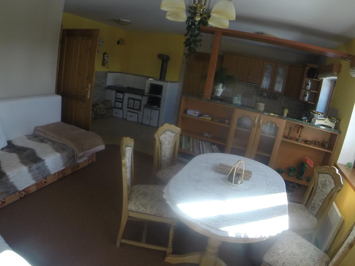 Apartment U Videmanu Poniklá Exteriör bild